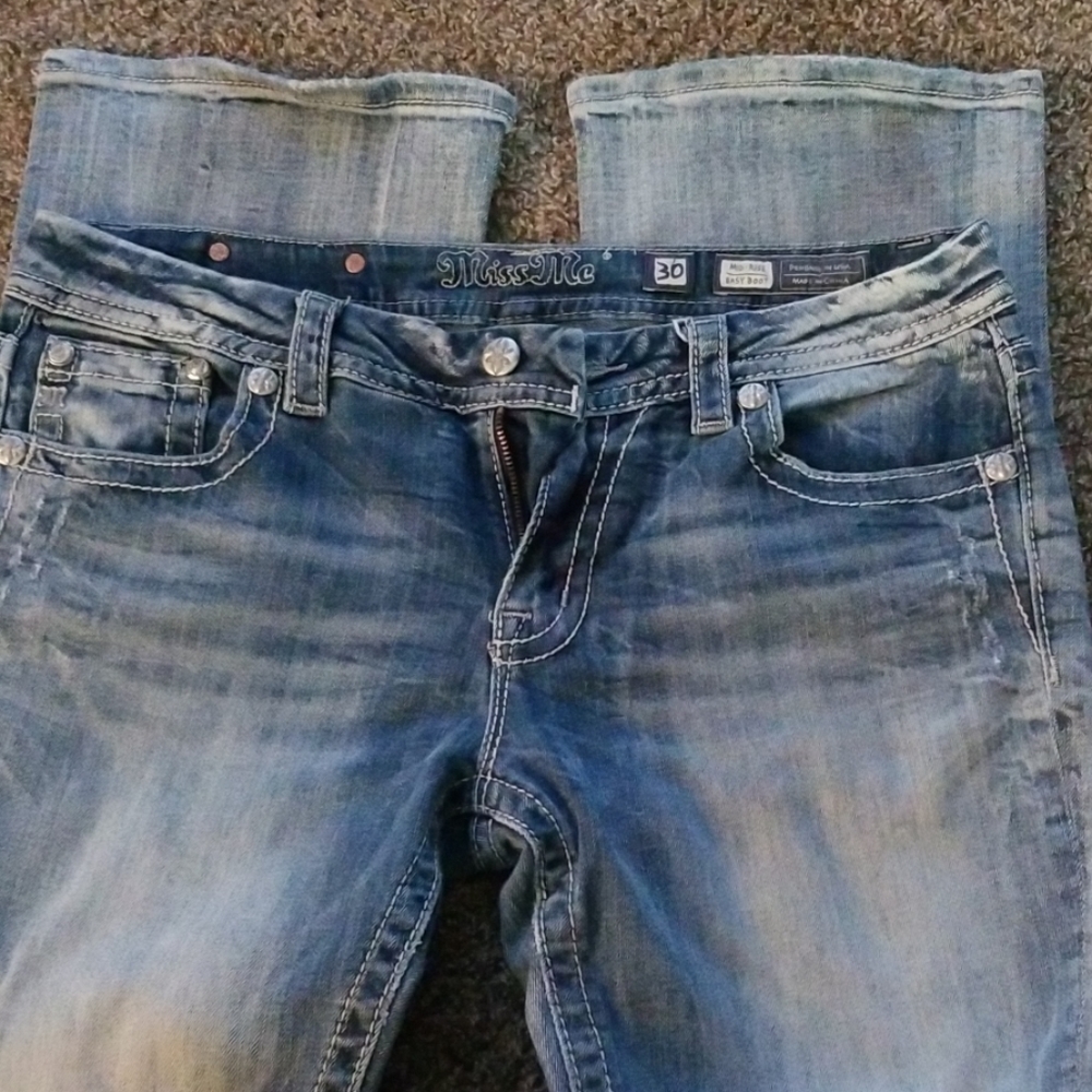 Miss Me Mid Rise Easy Boot 30x30 Jeans